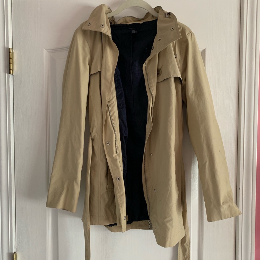 Tommy Hilfiger tan hooded trench coat/rain jacket